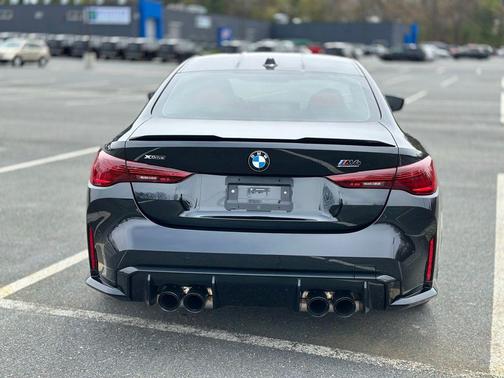 Black Sapphire Metallic 2026 BMW M4 Competition xDrive