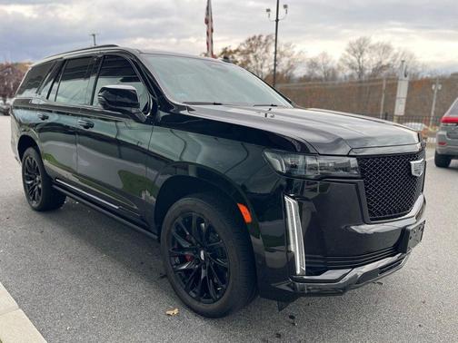 2022 Cadillac Escalade Sport