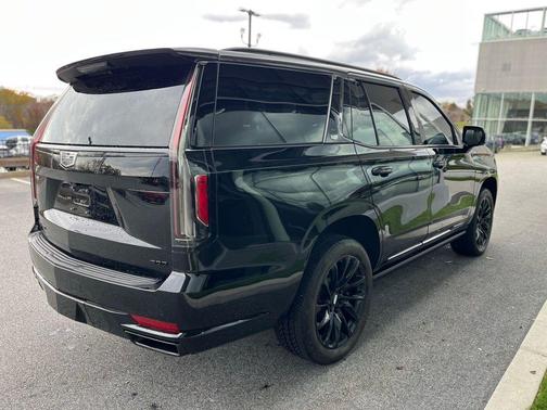 2022 Cadillac Escalade Sport