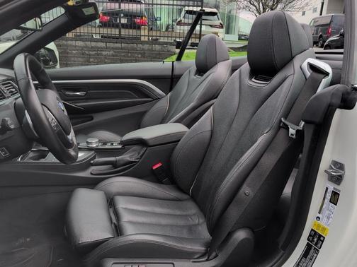 White Metallic 2018 BMW 440 i xDrive