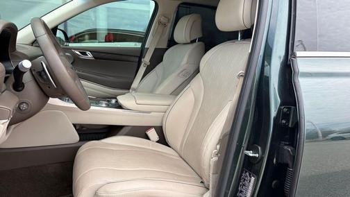 2024 Genesis GV80 2.5T