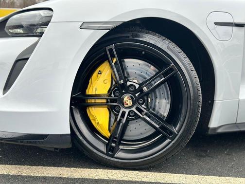 2021 Porsche Taycan Turbo S