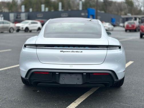2021 Porsche Taycan Turbo S