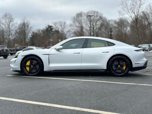 2021 Porsche Taycan Turbo S