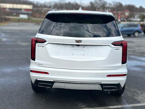 Crystal White Tri-Coat 2023 Cadillac XT6 Premium Luxury AWD