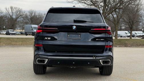 Carbon Black 2026 BMW X5 xDrive40i