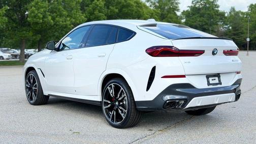 A96 2027 BMW X6 M60i