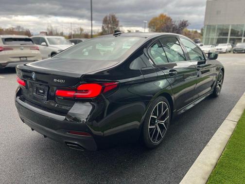 2022 BMW 540 i xDrive