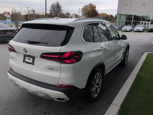 2025 BMW X5 xDrive40i