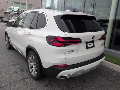 2025 BMW X5 xDrive40i