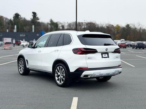 2025 BMW X5 xDrive40i