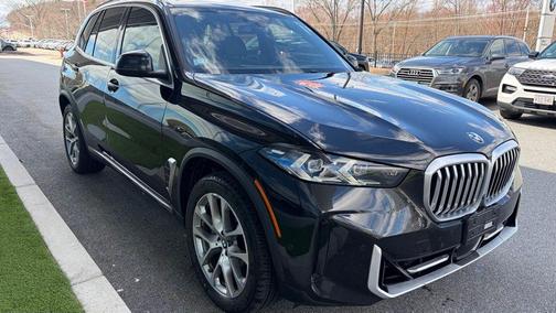 Black Sapphire Metallic 2024 BMW X5 xDrive40i