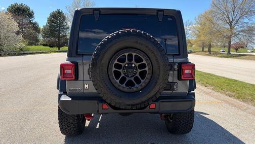 Sting Gray Clearcoat 2023 Jeep Wrangler Rubicon