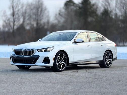 2026 BMW 530 i xDrive