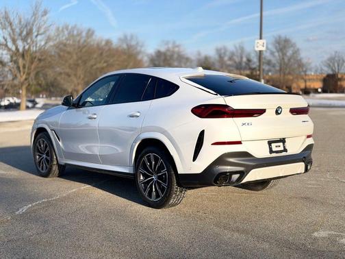 2026 BMW X6 xDrive40i