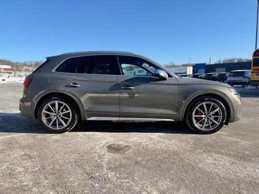 2023 Audi SQ5 3.0T Premium Plus