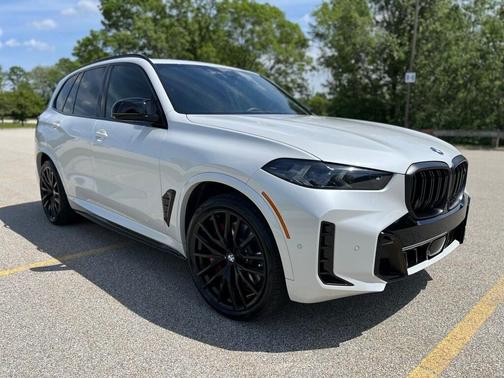 2025 BMW X5 M60i