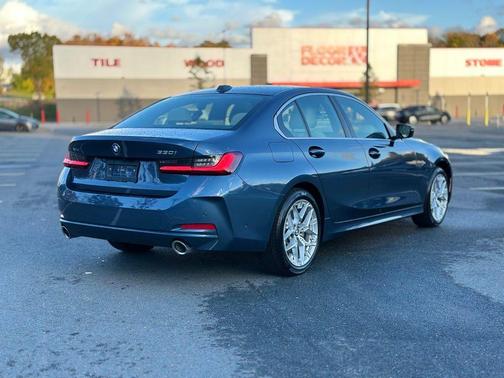 2025 BMW 330 i xDrive