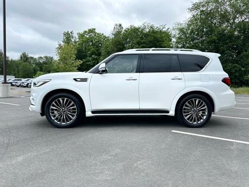 2021 INFINITI QX80 SENSORY