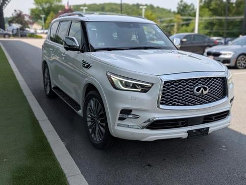 2021 INFINITI QX80 SENSORY