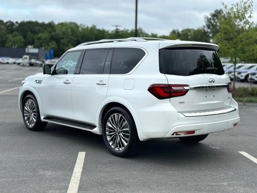 2021 INFINITI QX80 SENSORY