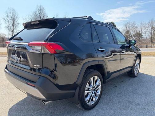 2025 Toyota RAV4 Limited