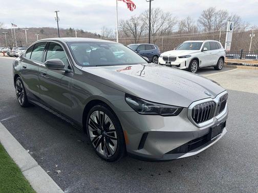 2025 BMW i5 xDrive40