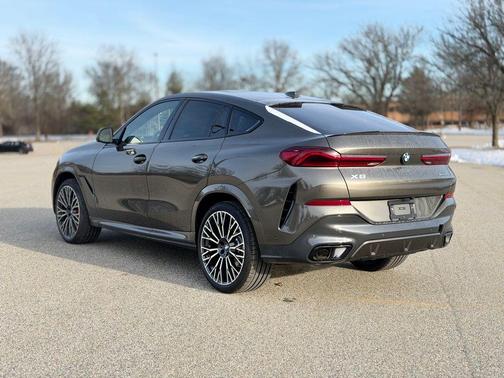 2026 BMW X6 xDrive40i