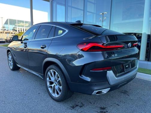 2023 BMW X6 xDrive40i