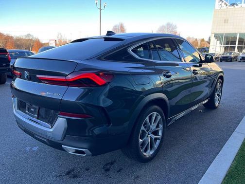 2023 BMW X6 xDrive40i