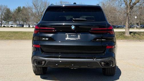 Black Sapphire Metallic 2026 BMW X5 xDrive40i