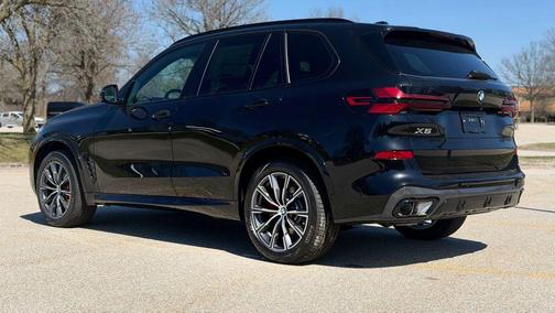 Black Sapphire Metallic 2026 BMW X5 xDrive40i