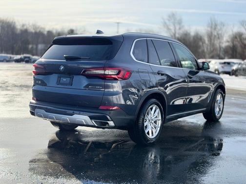 2022 BMW X5 PHEV xDrive45e