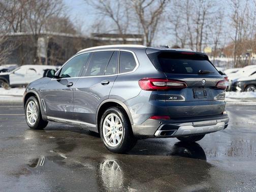 2022 BMW X5 PHEV xDrive45e