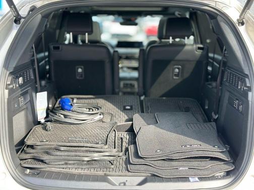 2024 Mazda CX-90 PHEV Premium Plus