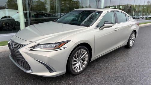 Beige Metallic 2021 Lexus ES 300h Luxury