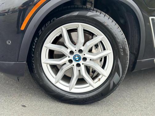 2023 BMW X5 PHEV xDrive45e