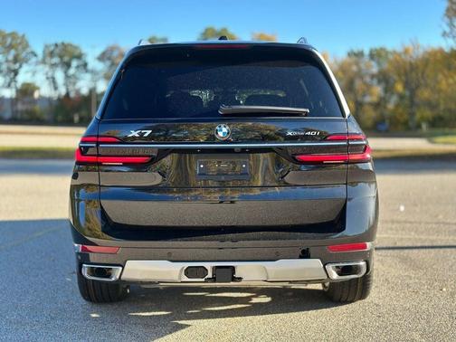 2026 BMW X7 xDrive40i