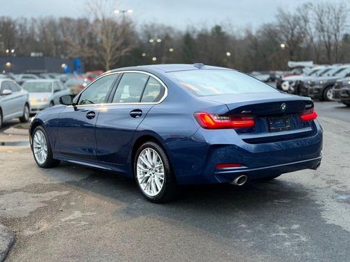 2024 BMW 330 i xDrive