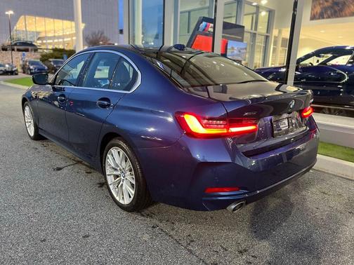 2024 BMW 330 i xDrive