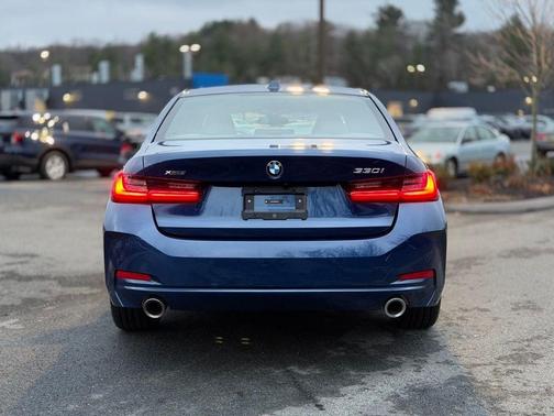 2024 BMW 330 i xDrive