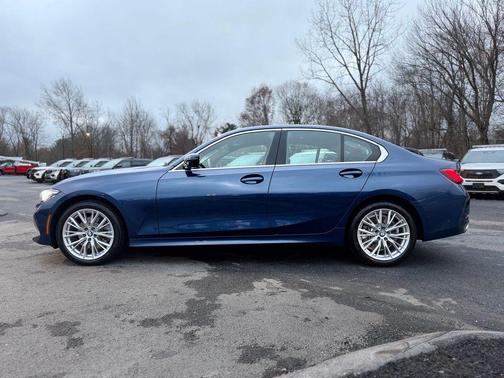 2024 BMW 330 i xDrive