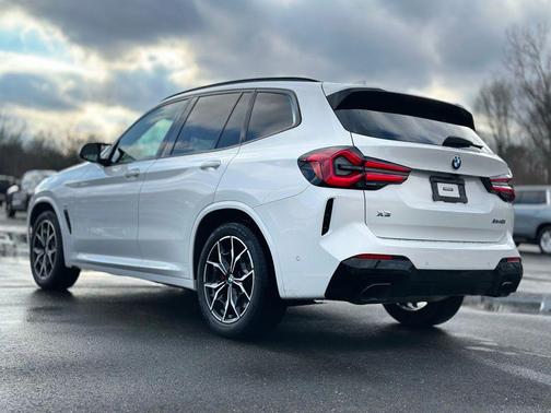 2022 BMW X3 M40i