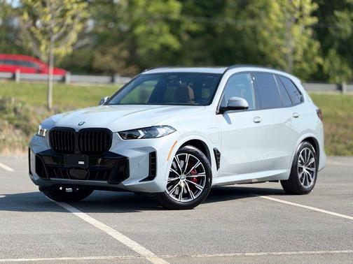 Gray Metallic 2026 BMW X5 PHEV xDrive50e