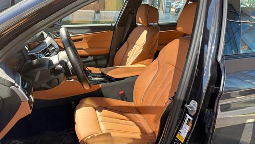 Dark Graphite Metallic 2023 BMW M550 i xDrive