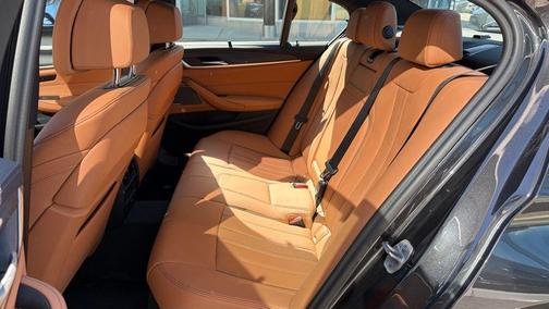 Dark Graphite Metallic 2023 BMW M550 i xDrive