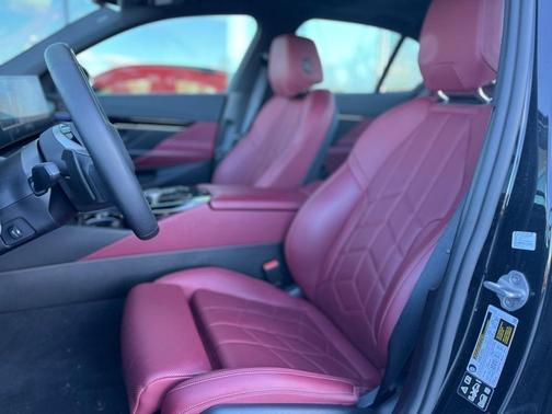 2024 BMW 530 i xDrive