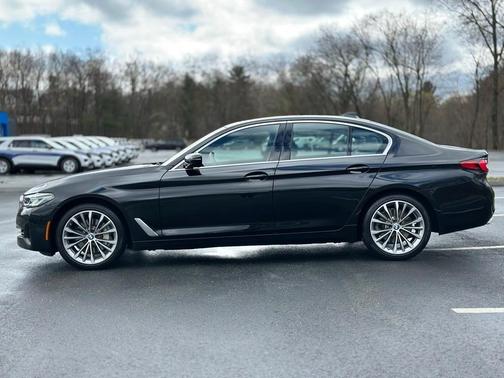 2022 BMW 530 i xDrive