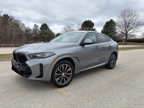 Skyscraper Gray Metallic 2024 BMW X6 xDrive40i