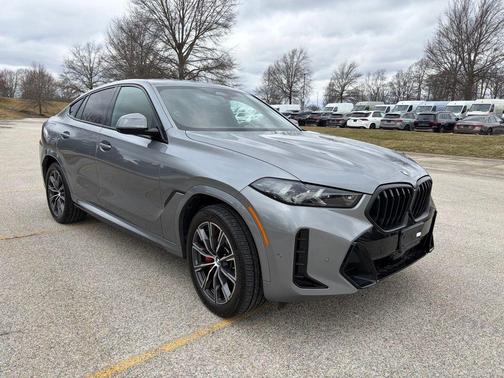 Skyscraper Gray Metallic 2024 BMW X6 xDrive40i